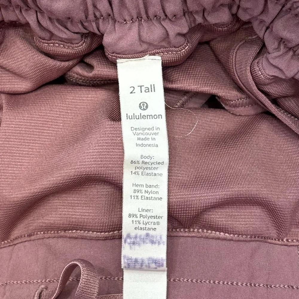 Lululemon Hotty Hot Shorts 4